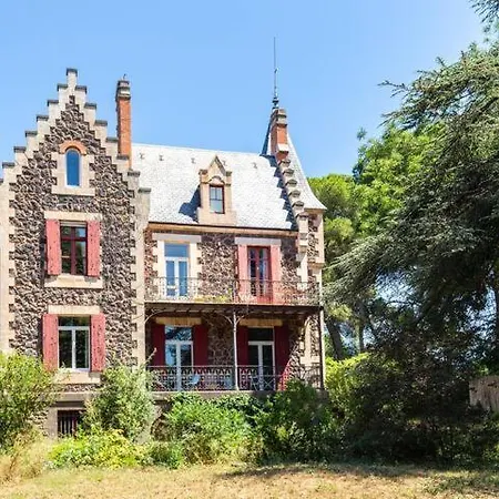 Un Chateau Pour Vos ? Konukevi 4*