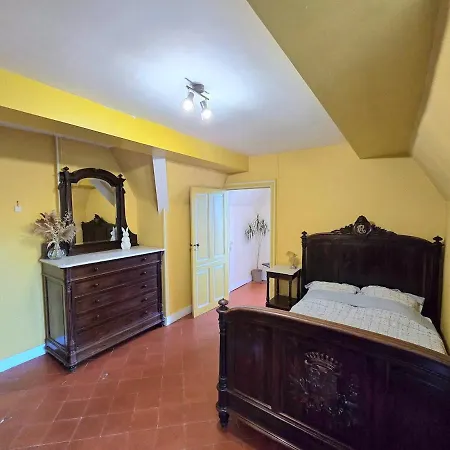 Un Chateau Pour Vos ? Konukevi 4*